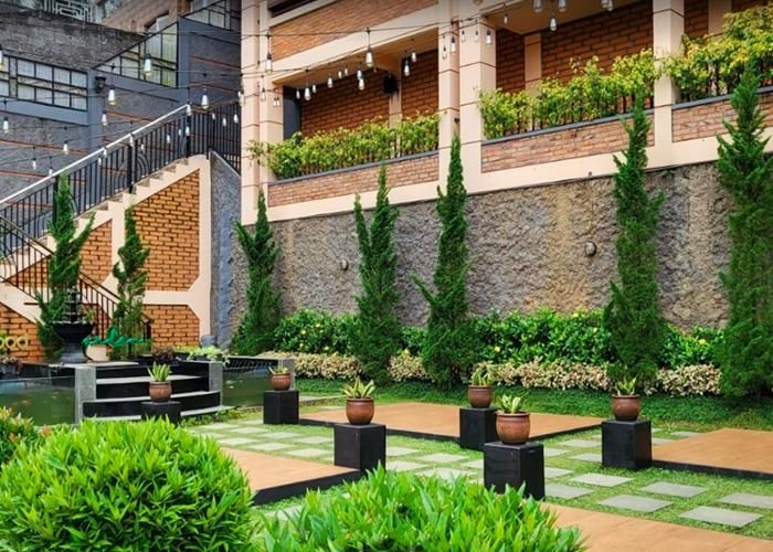 Foto : RayaFood Garden ( Gmap / Vgurez )